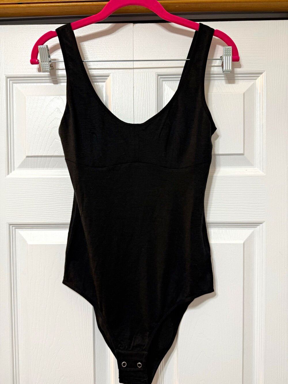NWT Icebreaker Women’s Black XS Wool Bodysuit Breathable Mild Compression